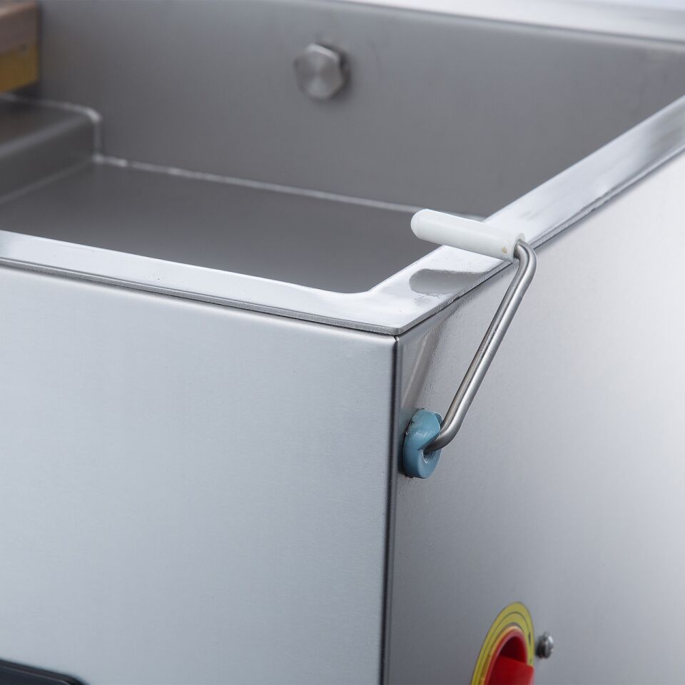 VAKUM PAKETLEME MAKİNESİ DZ-400E